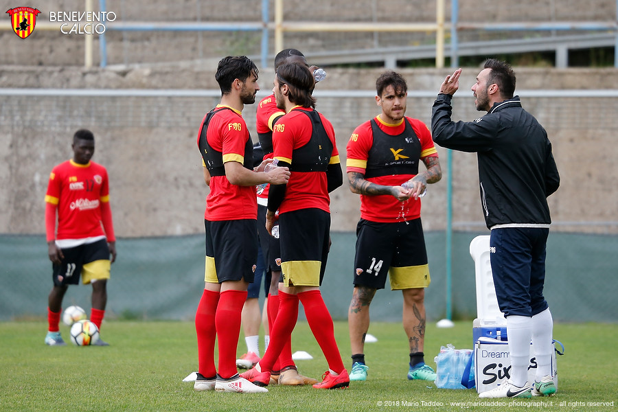 verso-milanbenevento-la-seduta-dei-giallorossi