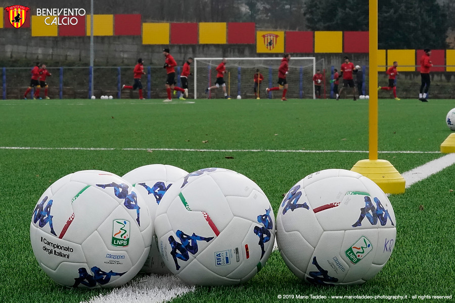 verso-livornobenevento-questo-pomeriggio-la-ripresa-seduta-a-porte-aperte
