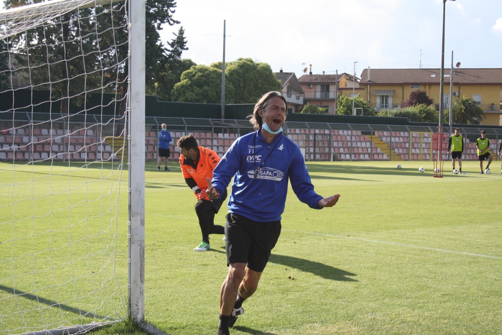 Giallorossi al lavoro - Foto - Benevento Calcio