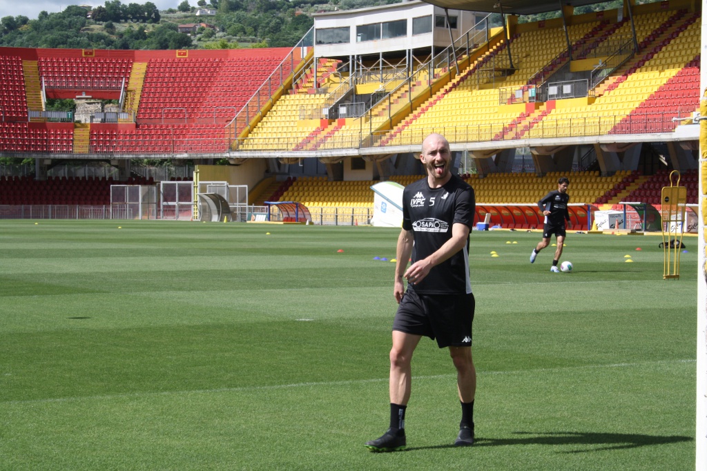 Prosegue la preparazione dei giallorossi - Foto - Benevento Calcio
