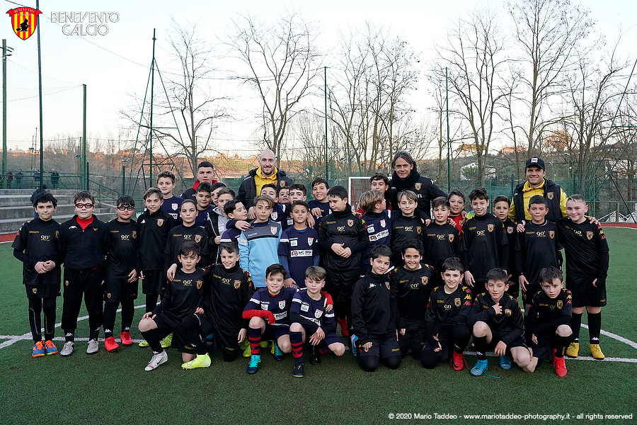 mister-inzaghi-caldirola-e-hetemaj-in-visita-alla-scuola-calcio-giallorossa