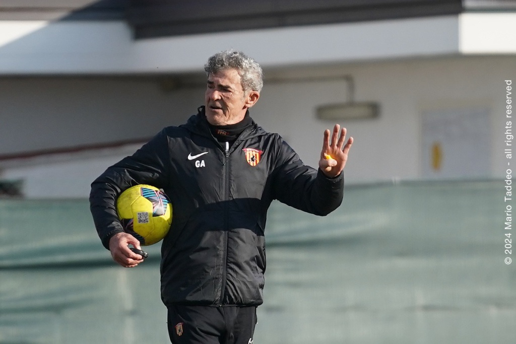 playoff-benevento-carrarese-i-convocati-di-mister-auteri