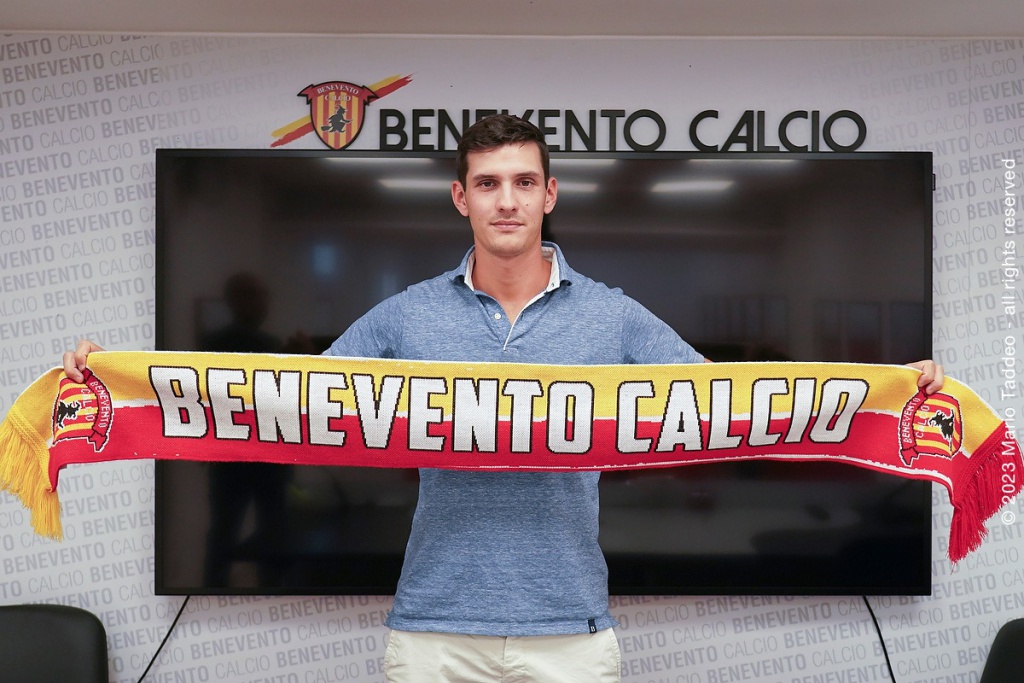 pinato-e-un-nuovo-calciatore-del-benevento