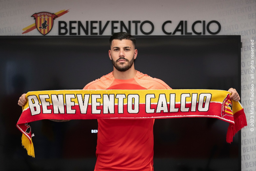 christian-pastina-in-giallorosso-fino-al-2026