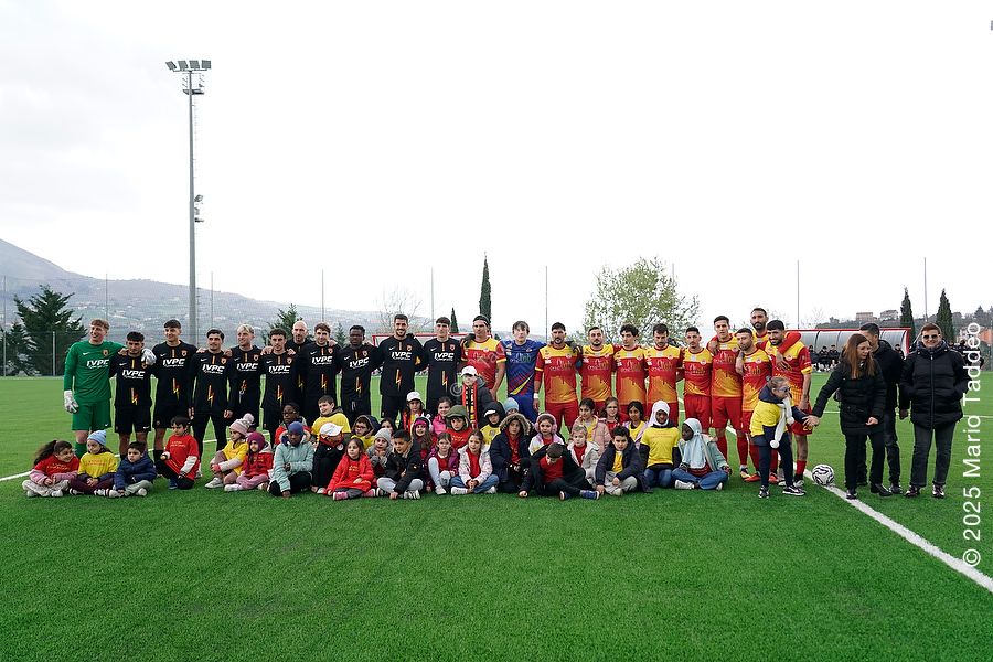 benevento-calcio-amichevole-con-l-asd-castelpoto