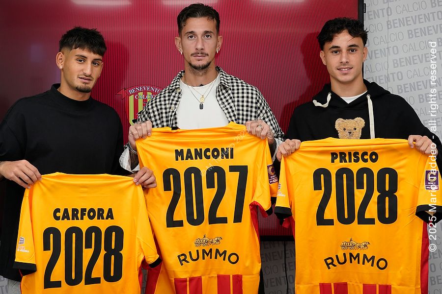 tre-rinnovi-in-casa-giallorossa-manconi-fino-al-2027-carfora-e-prisco-fino-al-2028