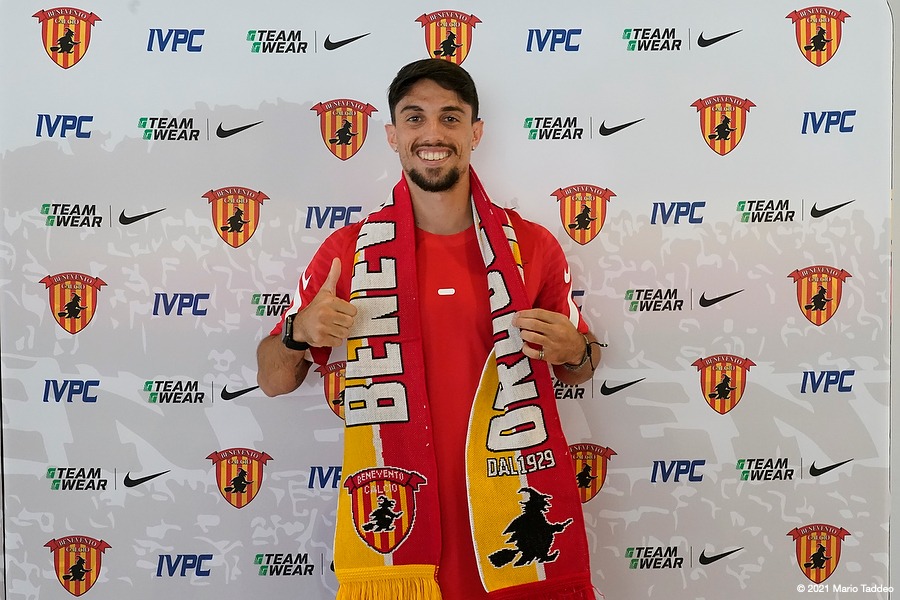 salvatore-elia-e-un-nuovo-calciatore-del-benevento-calcio